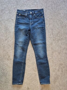 GAP Women's Dark Blue Skinny Jeans
